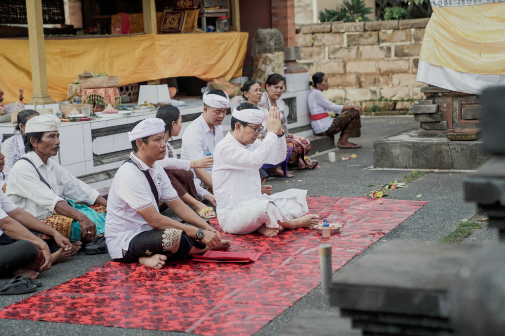 Upacara Melaspas di Pura Dalem Sukun Sibanggede